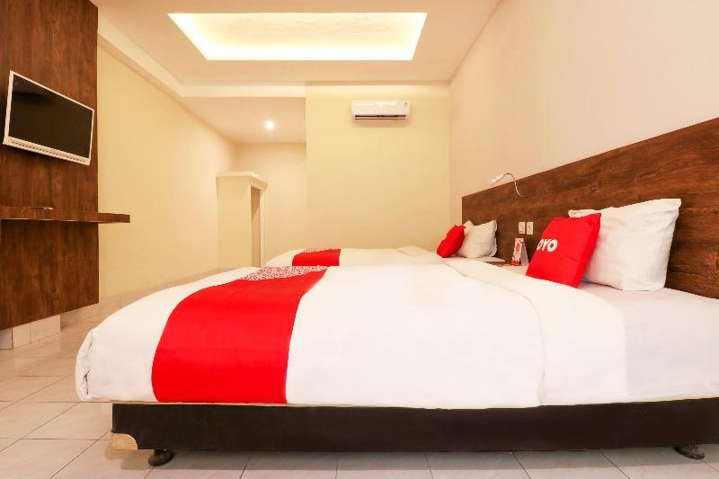 Pulau Bali Hotel Denpasar Redpartner Екстер'єр фото